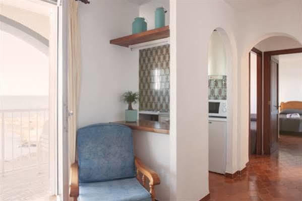 Zodiac Apartments Es Cana Extérieur photo